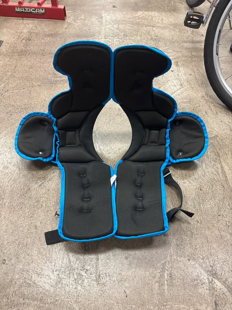 Load image into Gallery viewer, Used Champro Gauntlet II Football Shoulder Pads Size Adult Medium
