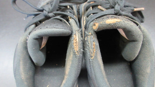 Used Under Armour Leadoff Low Baseball Cleats - Size Youth 2