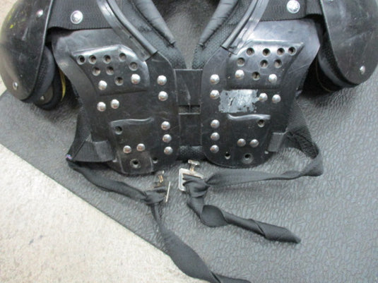 Used Schutt Y Flex 2.0 Size XSmall Shoulder Pads