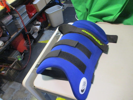 Used Moonwalkr Cricket Thigh Guards