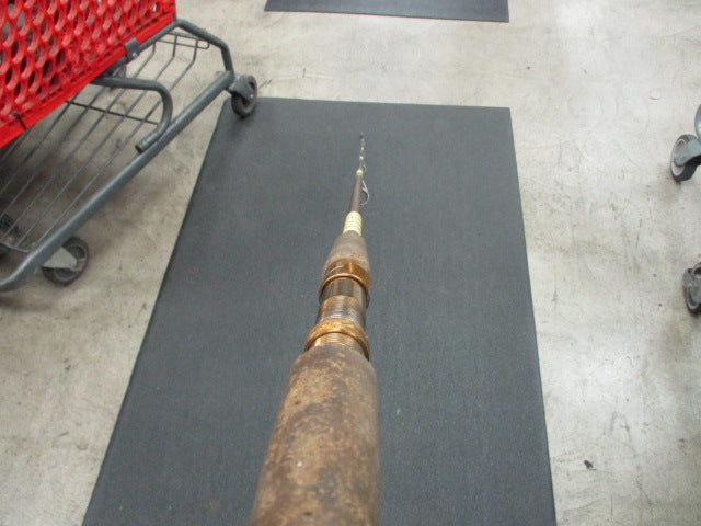 Load image into Gallery viewer, Used Zebco 5&#39;9 Fishing Rod
