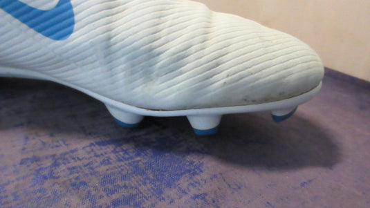 Used Nike Mercurial Soccer Cleats Youth Size 4.5 - small wear