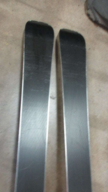 Load image into Gallery viewer, Used Head Ambition Downhill Skis w/ Tyrolia Bindings Size 170cm

