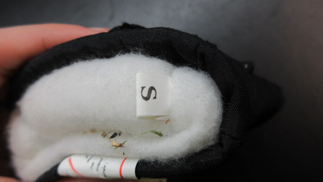 Load image into Gallery viewer, Used Gordini Snow Mittens - Size Junior Small
