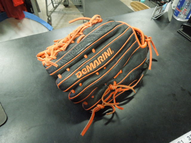 Load image into Gallery viewer, Used Demarini Insane WTA08B160I115 12.5" RHT Glove
