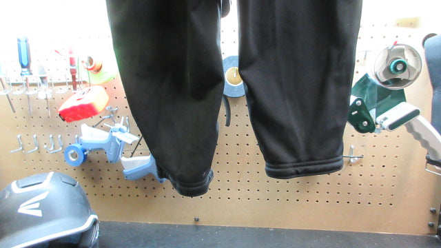 Load image into Gallery viewer, Used Nike Knicker Baseball Pants - Size Youth Large
