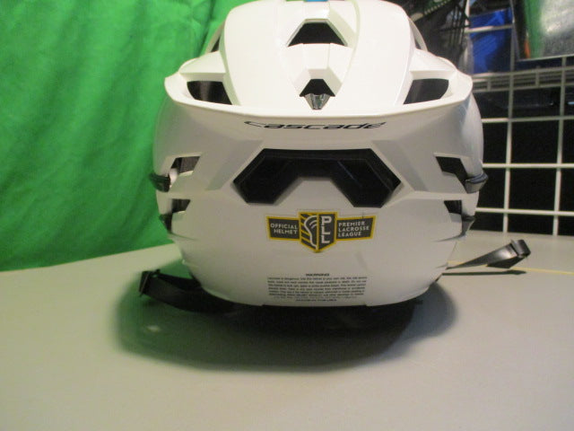 Load image into Gallery viewer, Used Casecasde XRS Pro One Size fit Most Lacrosse Helmet W/ Chin Strap
