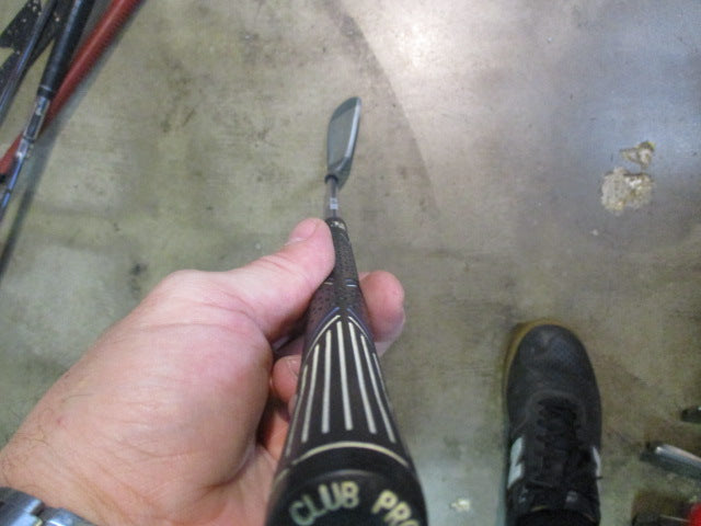 Load image into Gallery viewer, Used My First Club Jr Golf Club RH 24&quot;
