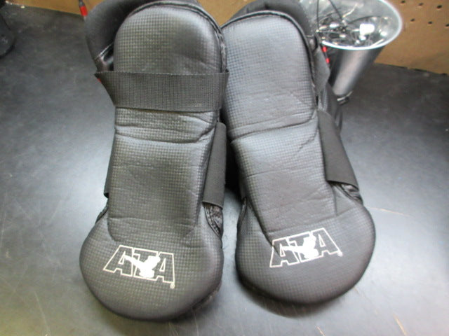 Load image into Gallery viewer, Used ATA Sparring Shoes - Size 7
