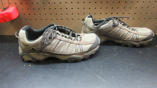 Used Columbia North Plains Hiking Shoes - Size 10.5