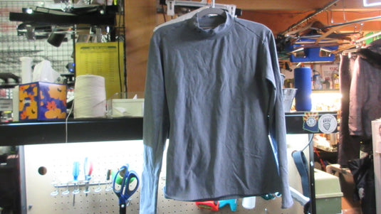 Used Under Armour Thermal Long Sleeve - Size XL