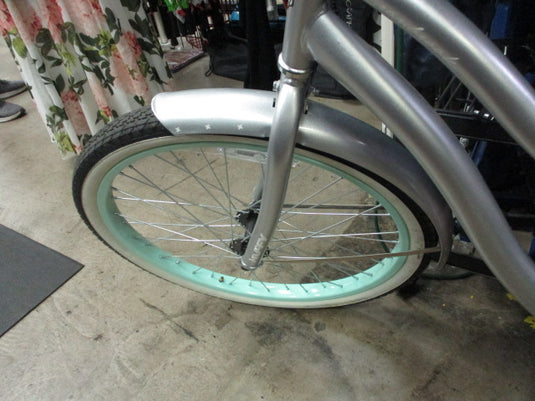 Used Huffy Cranbrook 24" Girls Beach Cruiser