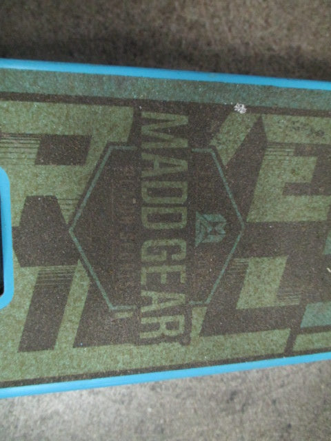 Load image into Gallery viewer, Used Madd Gear Folding Kids Scooter
