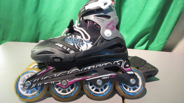 Load image into Gallery viewer, Used Blade Runner Kids 11-1 Inline Skates (Some Wear)
