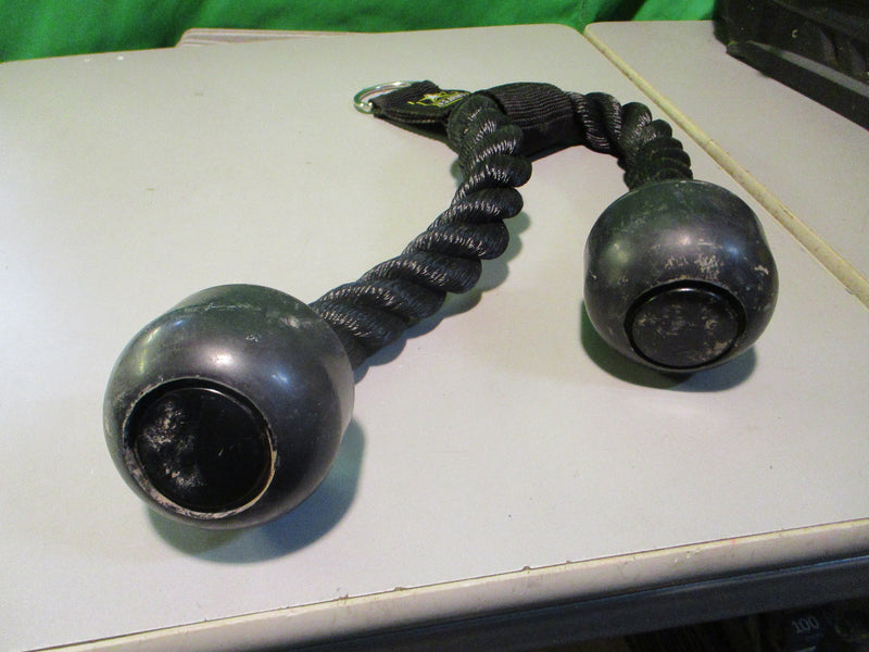 Load image into Gallery viewer, Used US Army 21&quot; Tricep Rope
