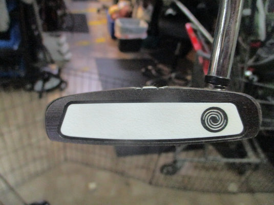 Used Odyssey White Ice DART RH Putter 34" With covr