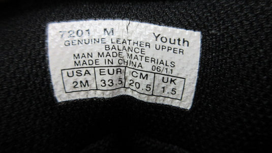 Used Vasque Breeze Water Proof Hiking Shoes - Youth 2 Med