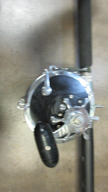 Load image into Gallery viewer, Used Penn Senator Deep Sea Fishing 6&#39;6&quot; Fishing Pole &amp; Reel
