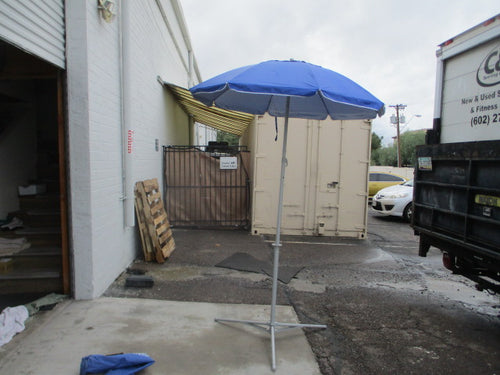 Used Wondershade Ultimate 5' Portable Sun Protection