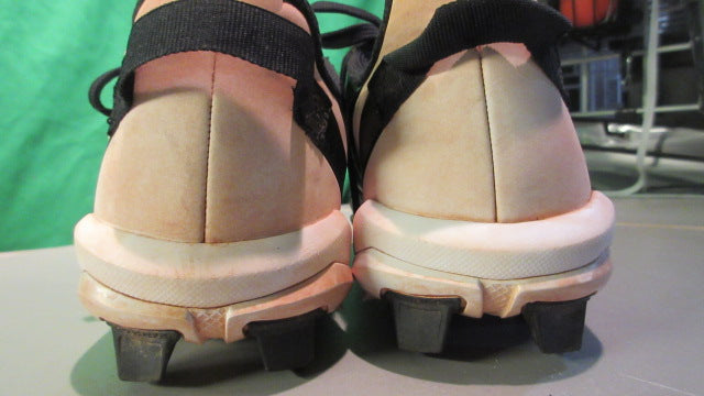 Load image into Gallery viewer, Used Adidas Icon Bounce Youth 3Y Baseball Cleats

