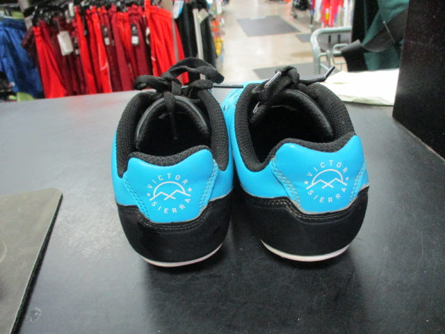 Load image into Gallery viewer, Used Victor Sierra Size 4.5 Soccer Cleats
