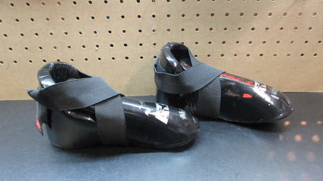 Load image into Gallery viewer, Used ATA Martial Arts Sparring Shoes - Youth
