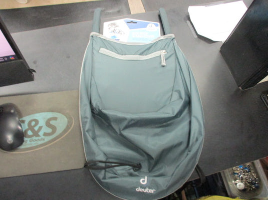 Used Deuter SUn Roof and Rain Cover (NWT)
