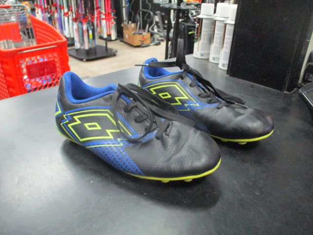Load image into Gallery viewer, Used Lotto Forza elite 3 Jr. Youth Cleats (size 1)
