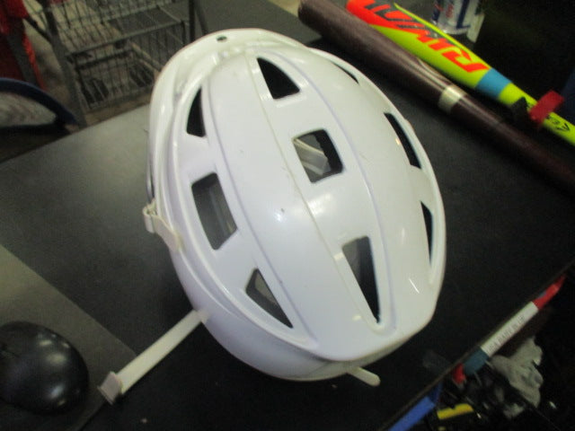 Load image into Gallery viewer, Used Cascade CPVR Lacrosse Helmet with Chinstrap Adjustable Crown Size M/L
