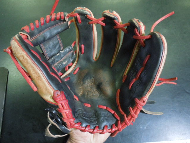 Load image into Gallery viewer, Used Rawlings HOH PROR314-2B R2G 11.5" RHT Baseball Infielder Glove
