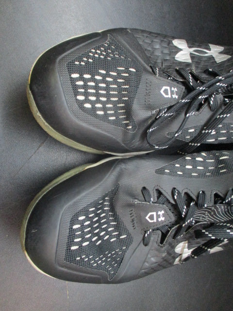 Load image into Gallery viewer, Used Under Armour Men's Yard Low MT Baseball Cleats - Size 11
