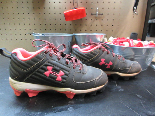 Used Under Armour Leadoff Low RM Jr.Softball Cleats - Size Youth 1