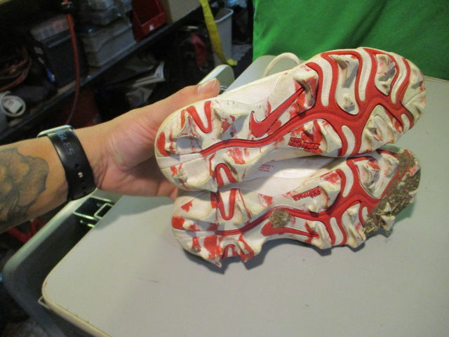 Load image into Gallery viewer, Used Nike Diamond Fastflex Youth 1.5 Cleats
