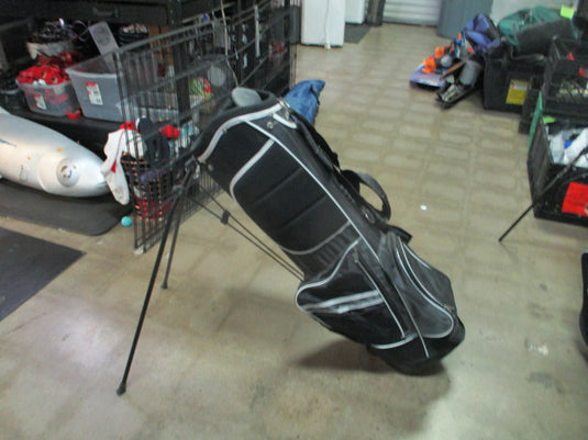 Used Nitro Light Weight Stand Bag in Black
