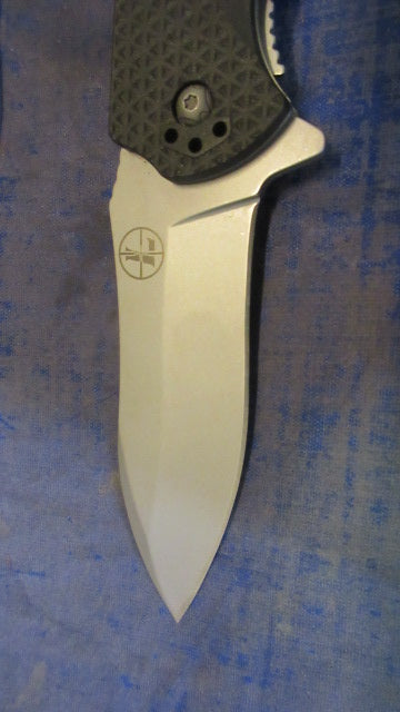 Load image into Gallery viewer, Used Leupold Folding Knife

