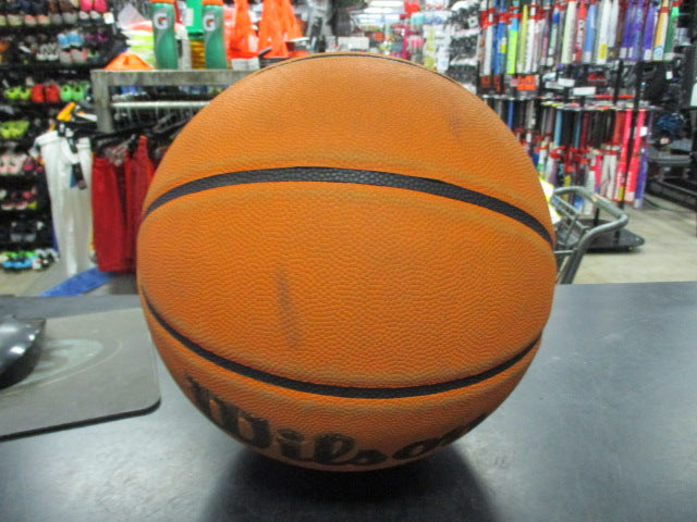 Load image into Gallery viewer, Used Wilson NCAA Replica Game Ball Size 7
