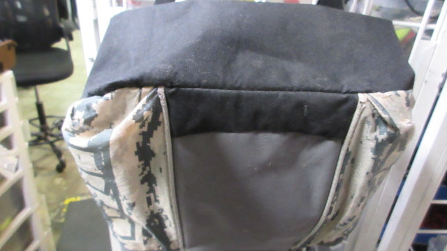 Load image into Gallery viewer, Used Louisville Slugger Backpack - small wear
