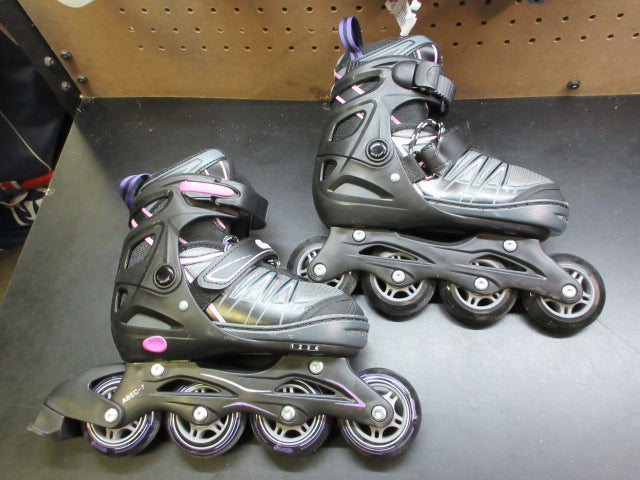 Load image into Gallery viewer, Used Chicago Adjustable Inline Skates - Size 1-4
