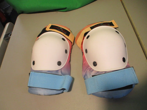 Used Eight Ball Size Youth Skating Knee Pads