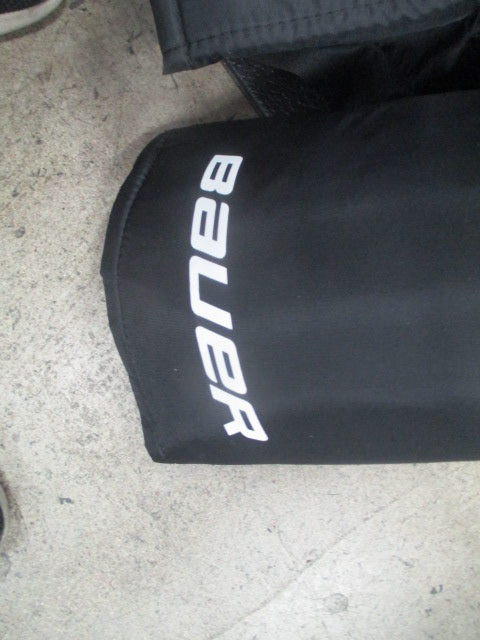 Load image into Gallery viewer, Used Bauer Lil' Sport Junior Large Hockey Breezers
