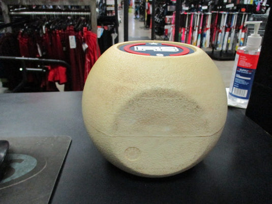 Used F45 9 LB Kettlebell