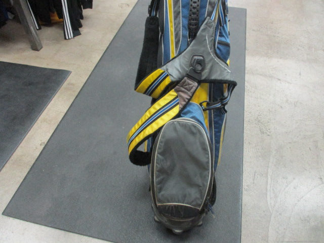 Load image into Gallery viewer, Used Nike Golf Stand Bag With Shoulder Strap
