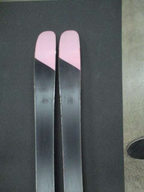 Load image into Gallery viewer, Used Rossignol SKY7 164Cm Downhill Snow Skis
