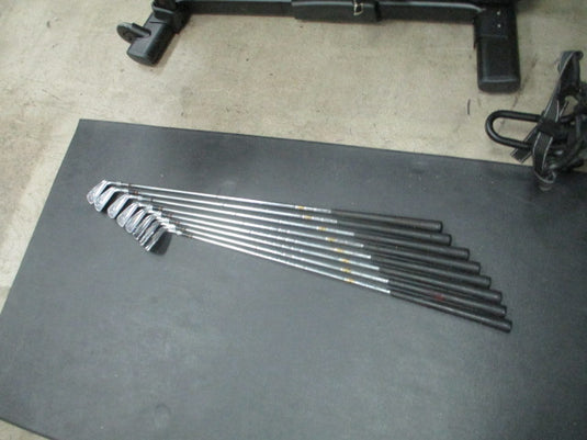 Used Vintage Wilson Staff Dynapower 8 Piece Iron Set 2-9 - RH