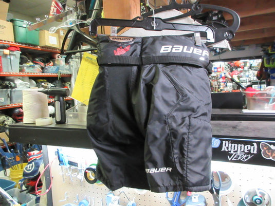Used Bauer Lil' Sport Hockey Breezers - Size Youth Medium