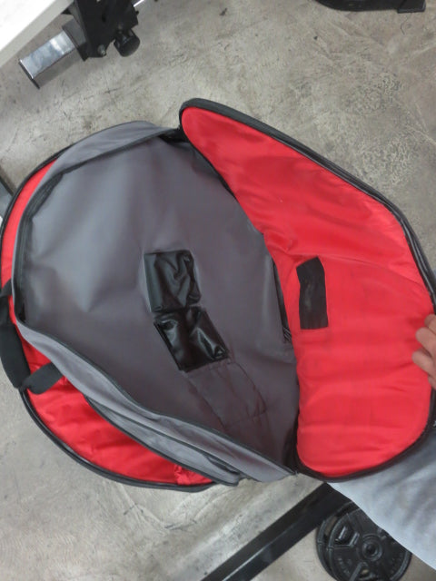 Load image into Gallery viewer, Used Zipp Speed Weaponry Bicycle Dual Wheel Carry Case
