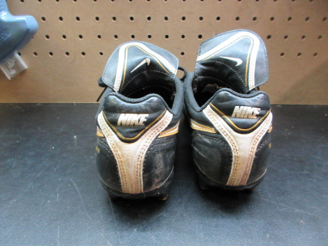 Load image into Gallery viewer, Used Nike Jr Tiempo Natural III Fg Soccer Cleats - Size Youth 2
