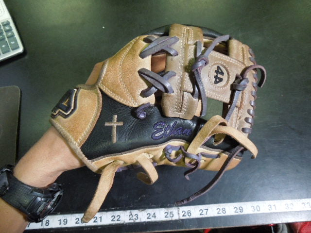 Load image into Gallery viewer, Used 44PRO Signiture Series Custom JP11 11.5" RHT Infield Glove
