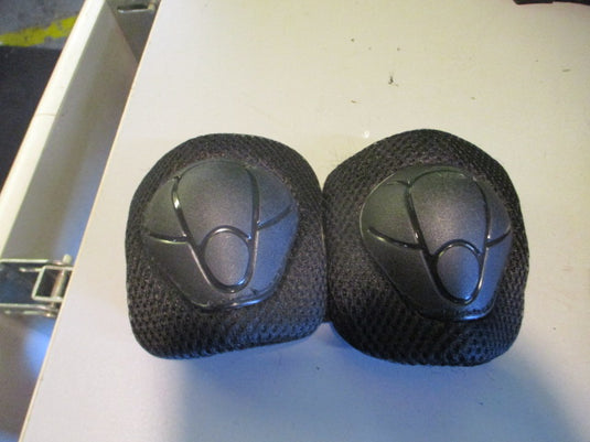 Used Black Youth Skating Elbow Pads