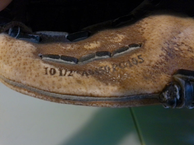 Load image into Gallery viewer, Used Wilson PG105 Pro Size 10 1/2  Baseball Glove
